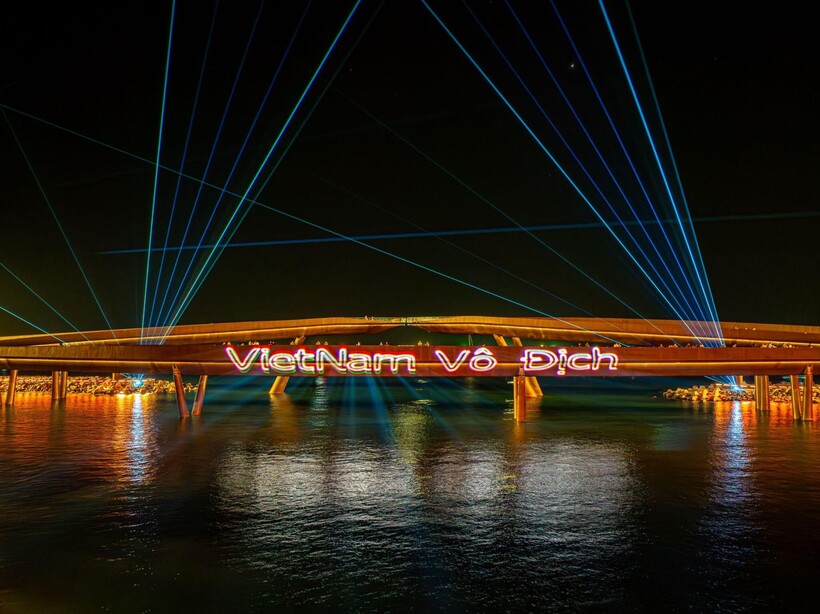 Các điểm đến của Sun Group rợp cờ đỏ sao vàng mừng chiến thắng đội tuyển Việt Nam - 9