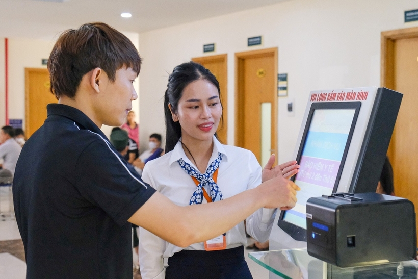 Theo Luật Khám bệnh, chữa bệnh mới, các cơ sở khám chữa bệnh được chia thành 3 cấp chuyên môn kỹ thuật. Ảnh minh họa: Tuổi Trẻ Online