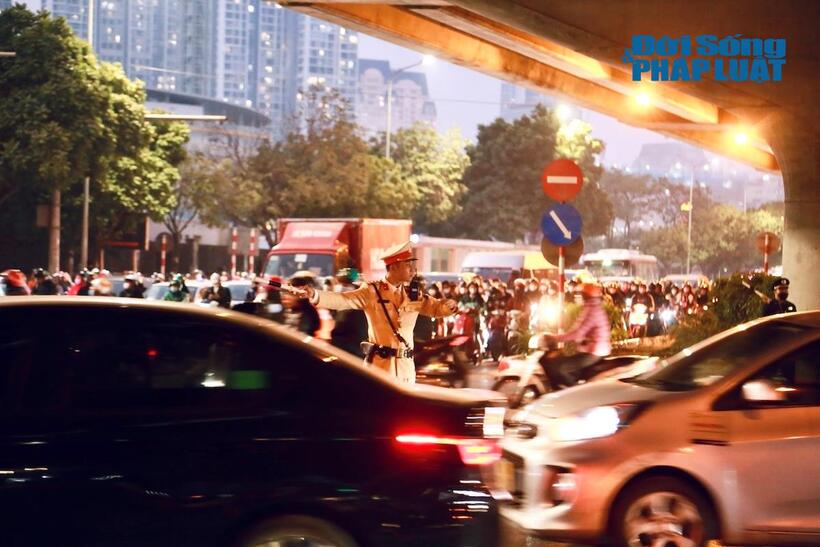 Những tín hiệu tích cực về ý thức của người dân khi tham gia giao thông - 5