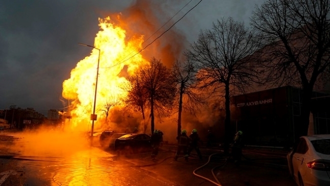 Nga giáng đòn xóa sổ hàng trăm "chim sắt" chưa kịp xung trận của Ukraine. Ảnh: Reuters
