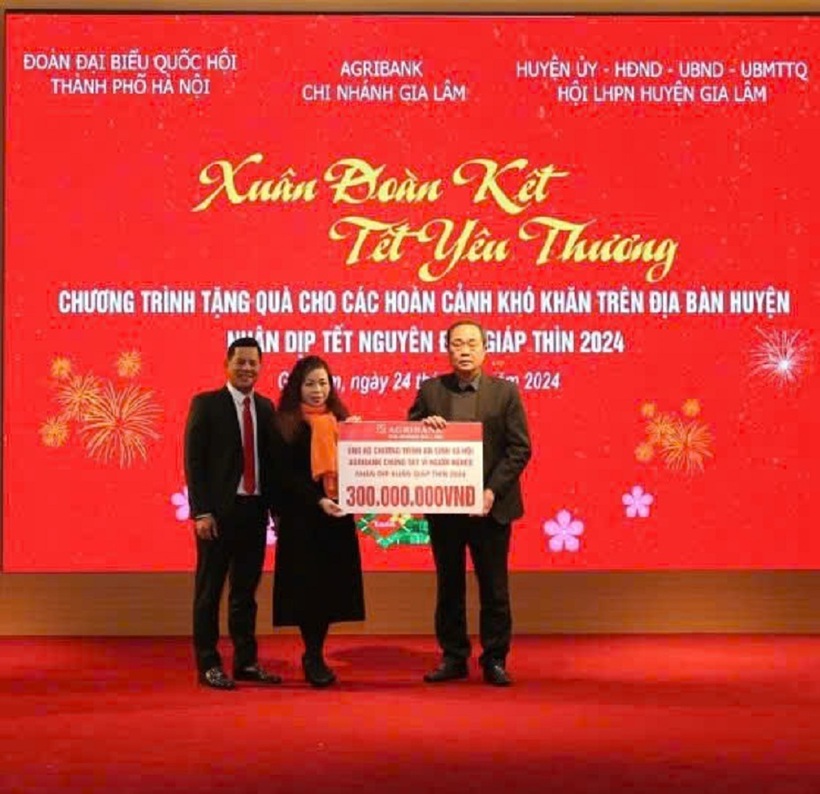 Agribank chung tay để không ai bị bỏ lại trong Tết Ất Tỵ - 2