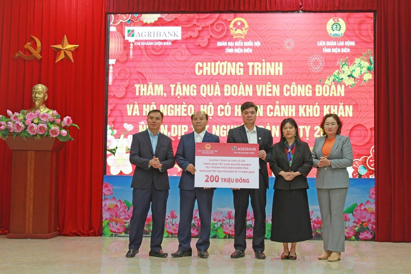 Agribank chung tay để không ai bị bỏ lại trong Tết Ất Tỵ - 3