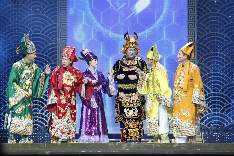 Táo quân 2023 đánh dấu 20 năm chương trình đồng hành với khán giả trong đêm Giao thừa. Ảnh: VOV