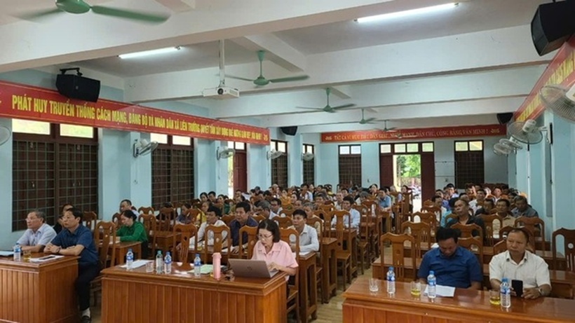 Hội nghị tập huấn, tuyên truyền, phổ biến pháp luật về lĩnh vực tài nguyên và môi trường thu hút đông đảo người dân tham gia.