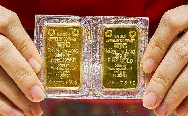Tin giá vàng mới nhất chiều nay (10/1): Giá vàng SJC, giá vàng nhẫn tiếp tục "đứng" trên đỉnh. Ảnh minh họa