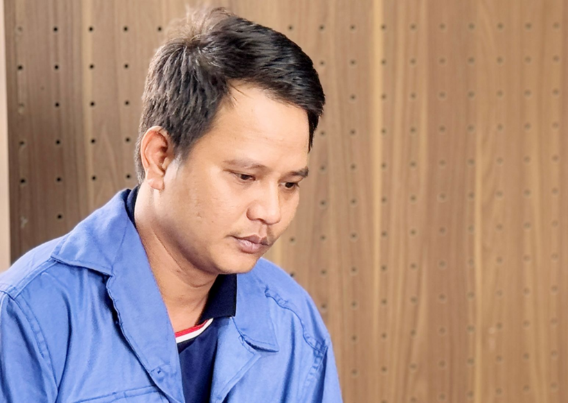 Nguyễn Văn Phước tại cơ quan công an. Ảnh: Lao Động