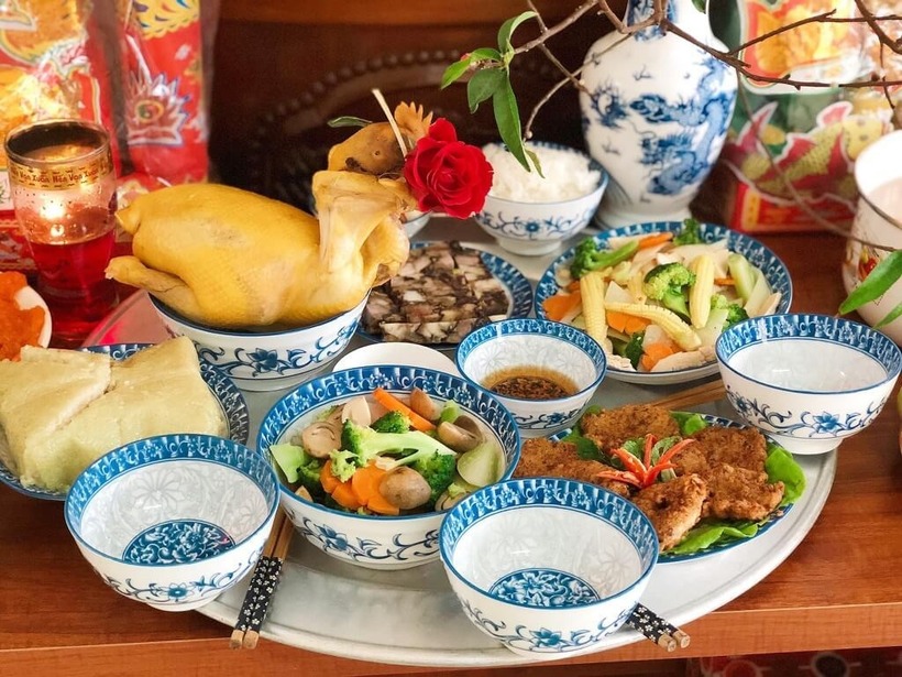 Cúng tất niên là nét đẹp văn hóa cần được lưu giữ và phát huy.