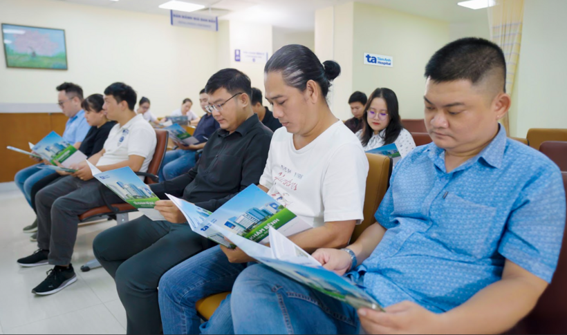 Khách hàng đến thăm khám và điều trị tại Trung tâm Giảm cân Tâm Anh. Ảnh: BVĐK Tâm Anh