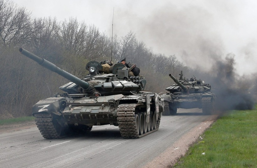 Ukraine bất ngờ có lợi thế trước Nga về xe tăng. Ảnh: Reuters