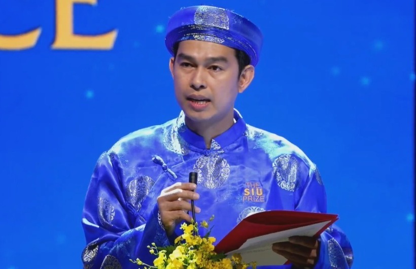 Giáo sư Trần Hoàng Dũng.