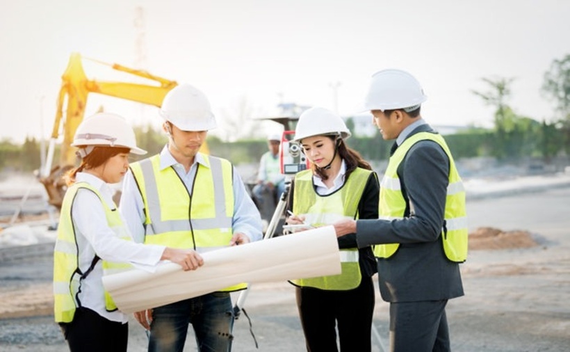 Công nghệ xây dựng luôn phát triển, đòi hỏi kỹ sư cầu đường phải không ngừng học hỏi và cập nhật kiến thức mới.