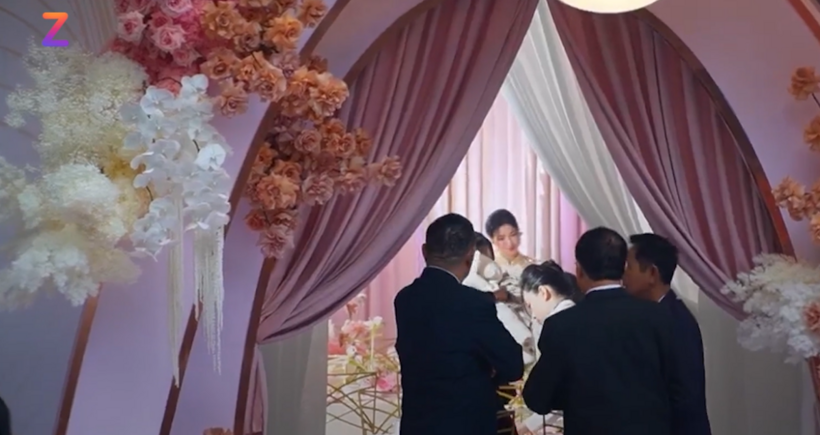 Gia đình cô giới hạn khách mời chỉ là người thân hai bên nội - ngoại, không mời bạn bè, hàng xóm. Đặc biệt, các khách mời được dặn không livestream, quay phum, chụp ảnh. Sau phần lễ, Phương Nhi sẽ lên xe hoa về nhà chồng ở Hà Nội.
