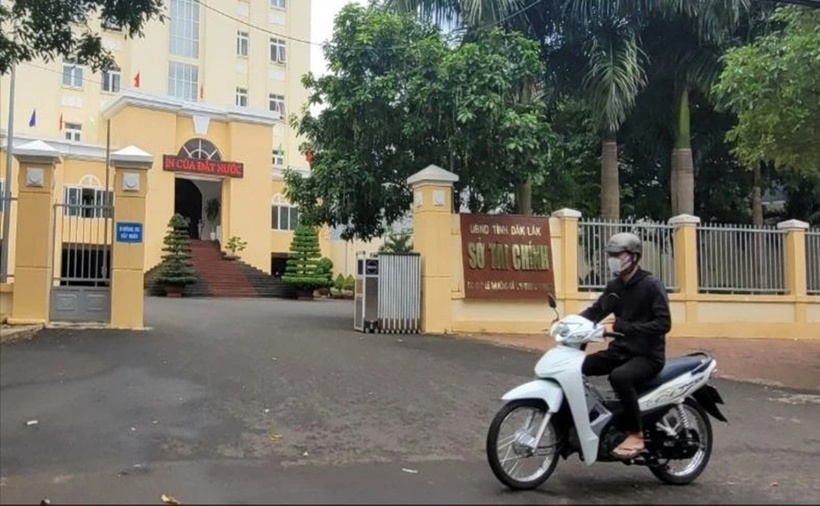UBND tỉnh Đắk Lắk giao Sở Nội vụ, Sở Tài chính chủ động nghiên cứu, hướng dẫn các cơ quan đơn vị triển khai thực hiện việc ban hành quy chế tiền thưởng theo Nghị định 73. (Ảnh: PLO)