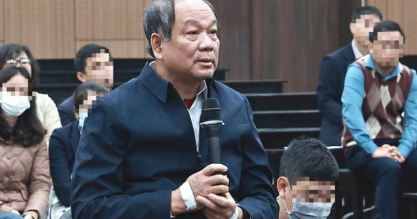 Bị cáo Mai Tiến Dũng, cựu Bộ trưởng, Chủ nhiệm Văn phòng Chính phủ tại phiên tòa (Ảnh: Mạnh Hùng).