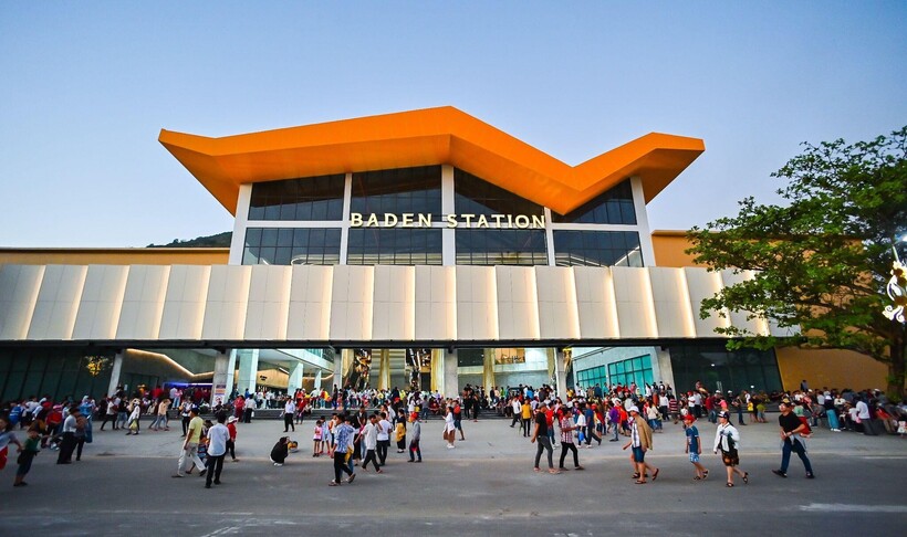 Nhà ga cáp treo lớn nhất thế giới tại chân núi Bà Đen. Ảnh: Sun World Ba Đen Mountain