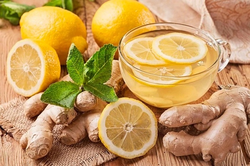 Khi quá chén, bạn có thể uống nước gừng hoặc trà gừng để giải rượu.