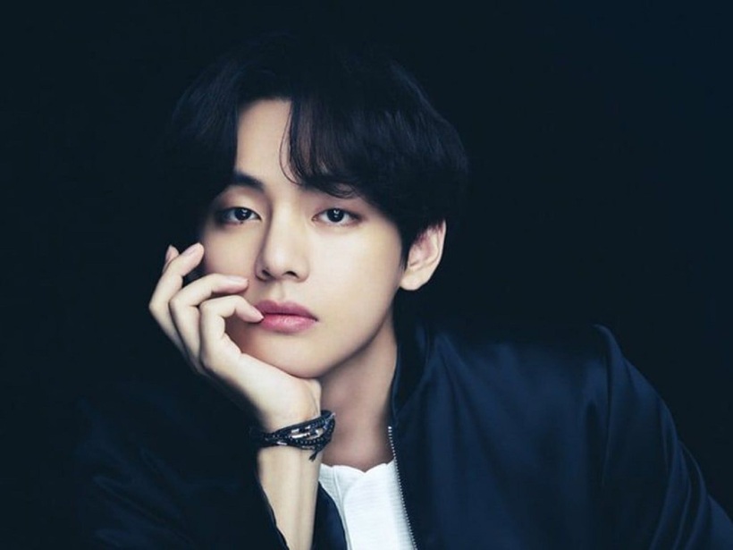 V của nhóm BTS.