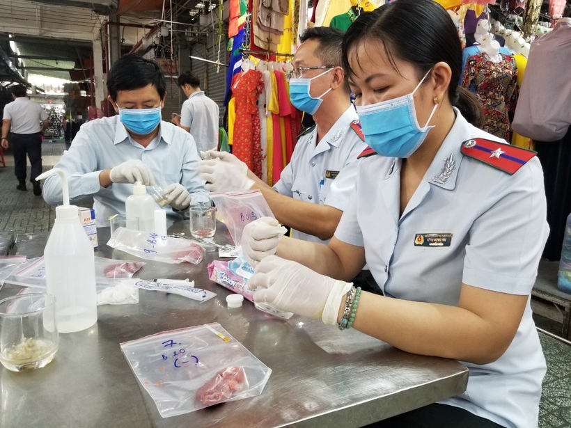Nguy cơ mất an toàn vệ sinh thực phẩm trước tình hình Tết Nguyên đán. Ảnh minh hoạ