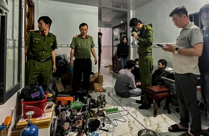 Hé lộ những hình ảnh bên trong xưởng chế tạo súng, đạn quy mô lớn của "ông trùm" ở Phú Yên - 3