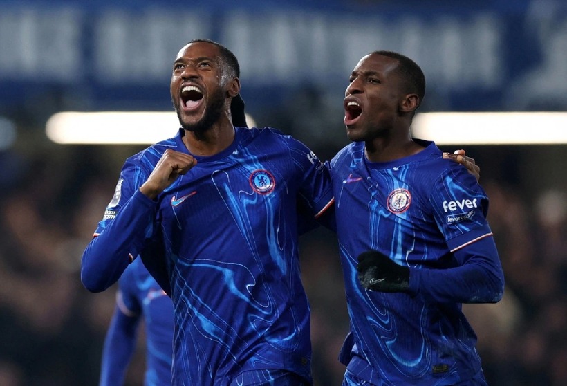 Kết quả bóng đá hôm nay ngày 21/1: Chelsea trở lại Top 4 Ngoại hạng Anh. Ảnh: Reuters.