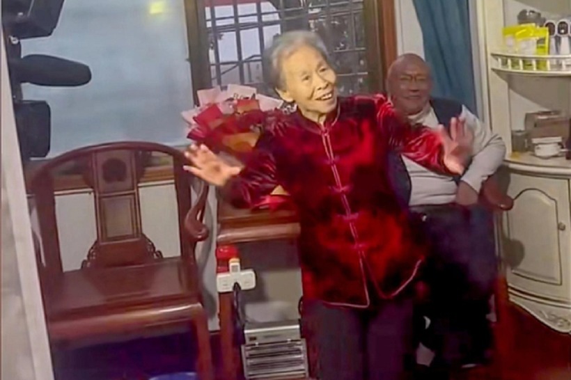 Cuộc hôn nhân của họ được gia đình, bạn bè ủng hộ. Ảnh: 163.