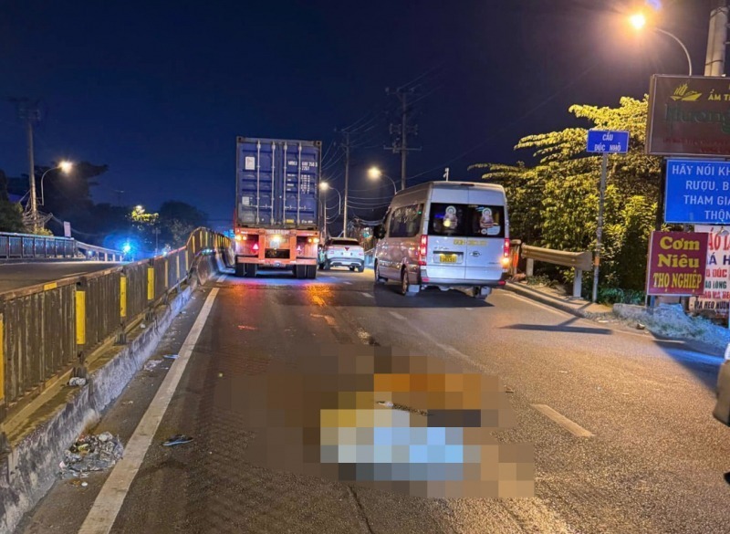 Hiện trường xảy ra vụ tai nạn. Ảnh: Báo Công an Nhân dân.