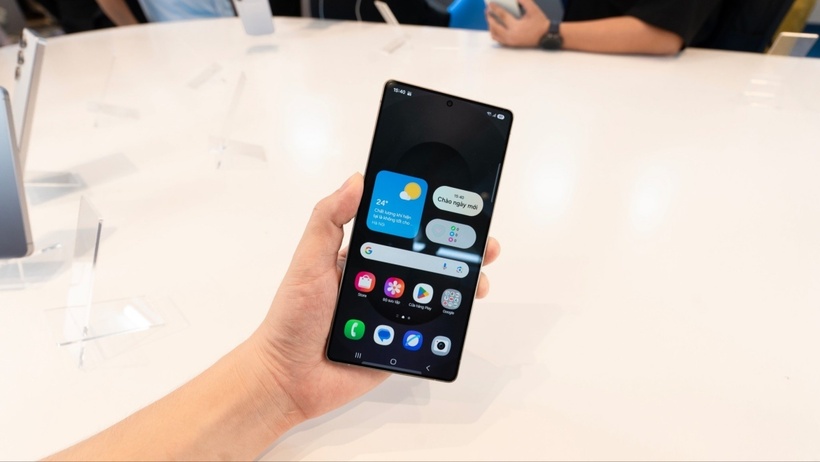 Samsung Galaxy S25 Series sở hữu những tính năng đặc biệt, mang lại trải nghiệm hiện đại và tiện lợi vượt trội.