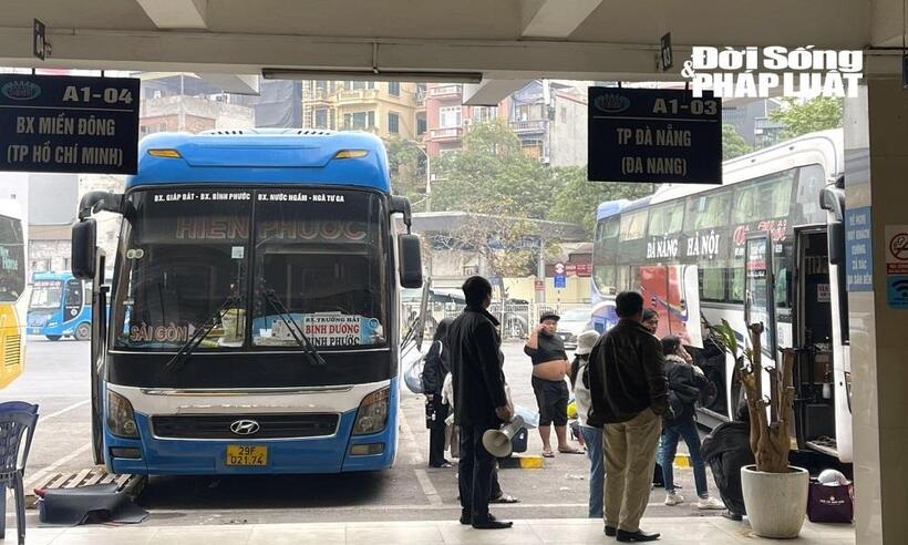 Các bến xe tăng cường xe dự phòng, người dân yên tâm “về nhà ăn Tết” - 2
