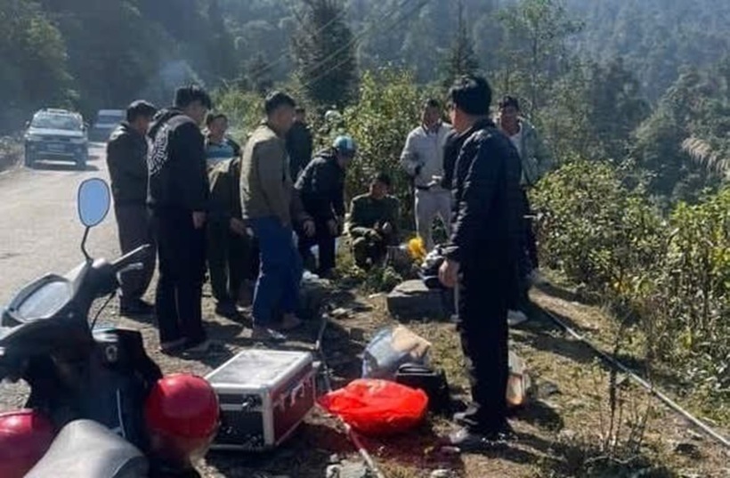 Lực lượng chức năng đang điều tra nguyên nhân nữ giáo viên tử vong nghi bị sát hại, thi thể được tìm thấy trong rừng già. Ảnh: Tiền phong