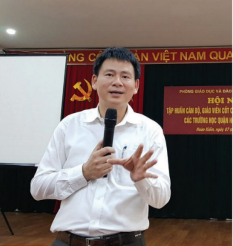 PGS.TS Lê Huy Hoàng - Phó vụ trưởng Vụ Giáo dục, Ban Tuyên giáo Trung ương.