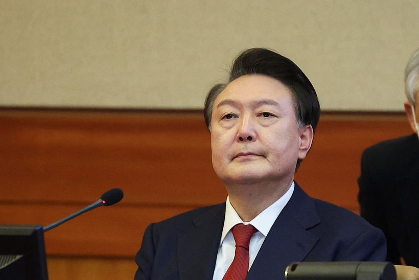 Tổng thống Hàn Quốc Yoon Suk-yeol chính thức bị truy tố tội danh nổi loạn. Ảnh: Reuters
