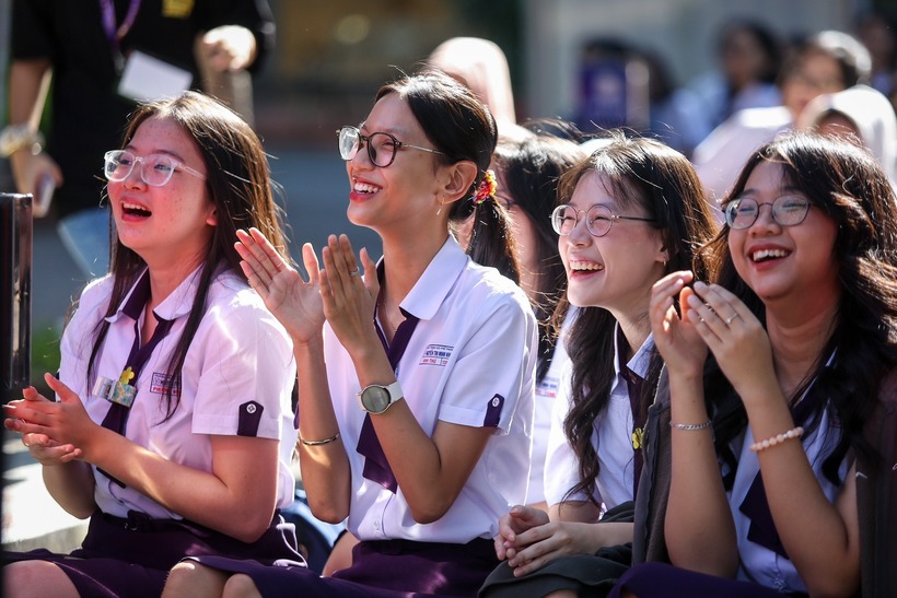 Ngoại ngữ không còn là môn thi THPT bắt buộc; Thi vào lớp 10 THPT sẽ gồm 3 môn thi, bài thi;... là những chính sách giáo dục quan trọng có hiệu lực từ tháng 2/2025. Ảnh minh họa