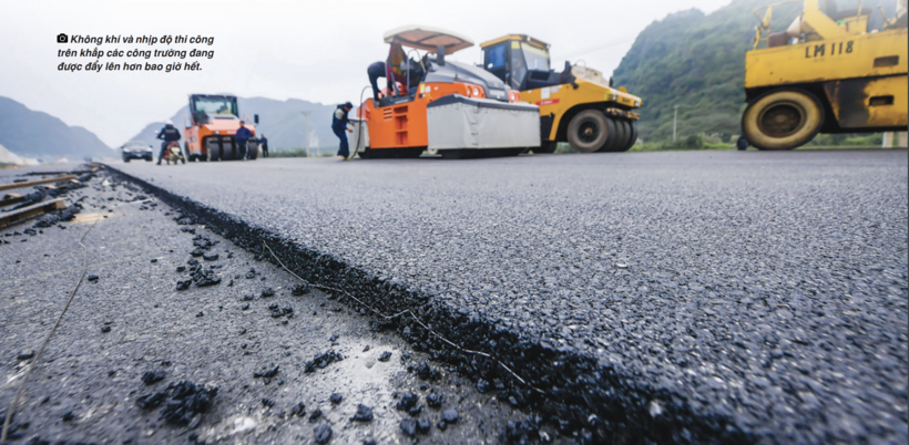 Không khí và nhịp độ thi công trên khắp các công trường đang được đẩy lên hơn bao giờ hết.