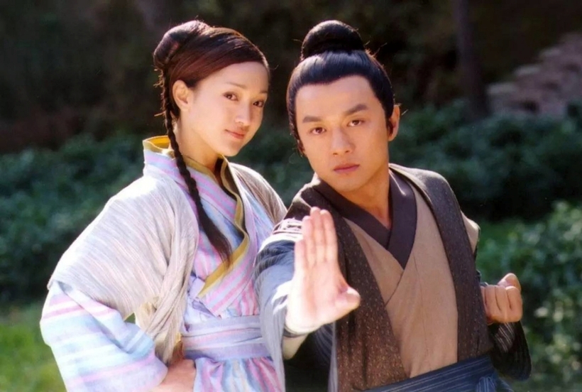 Châu Tấn và Lý Á Bằng thời đóng "Anh hùng xạ điêu" (2003). Ảnh: CCTV