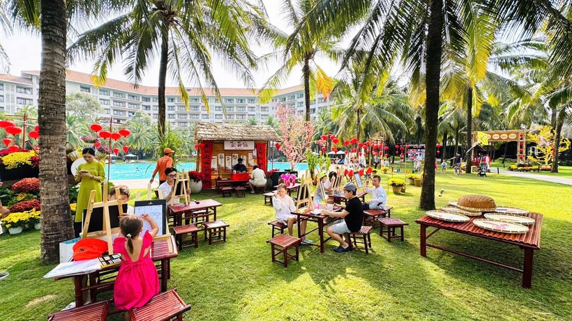 Choáng ngợp sức hút của “Vũ trụ Vin”: 6 ngày đón hơn 11 triệu lượt khách - 10