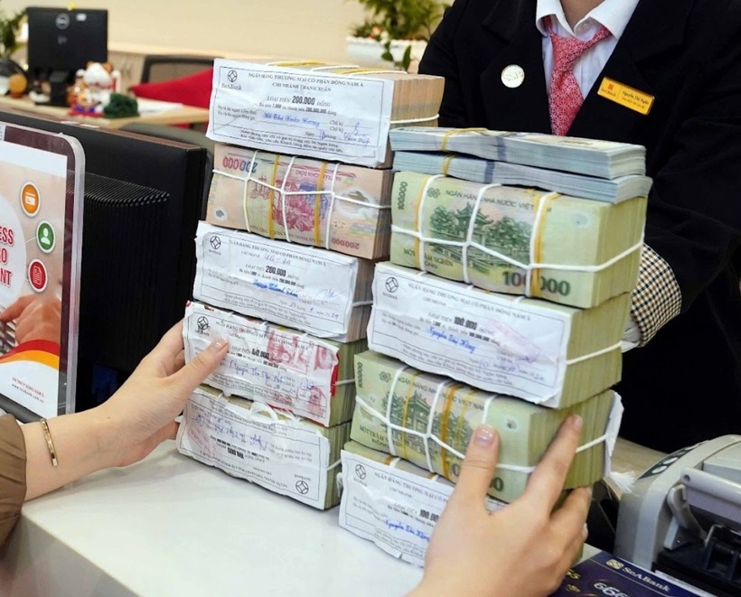 Techcombank vừa thay đổi biểu lãi suất huy động. Ảnh minh họa