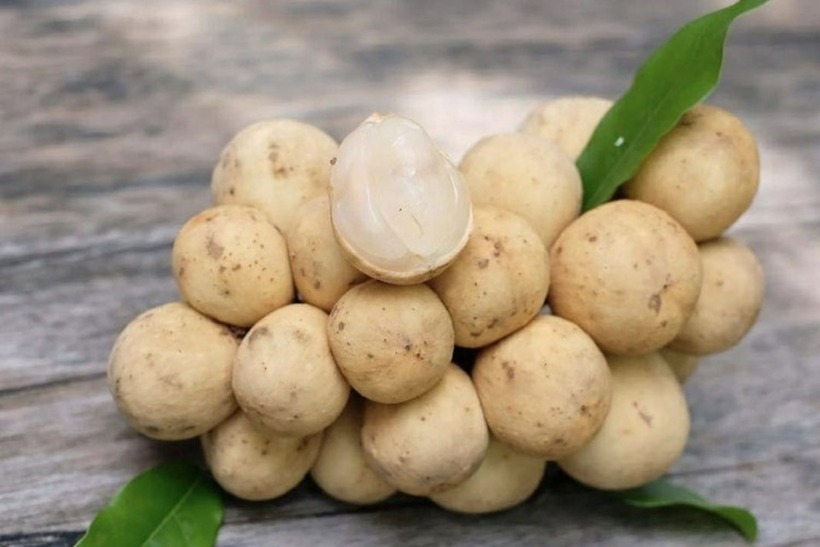 Quả bòn bon chứa nhiều chất chống oxy hóa mạnh giúp chống lại các gốc tự do gây hại cho tế bào.