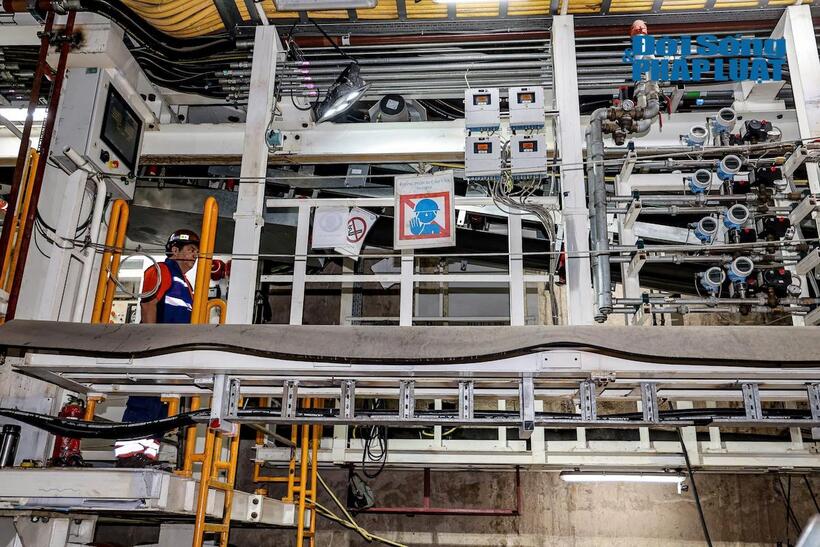 Cận cảnh “quái vật” khoan hầm Metro Nhổn - ga Hà Nội - 8