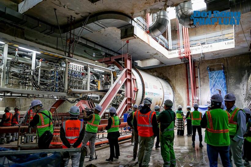Cận cảnh “quái vật” khoan hầm Metro Nhổn - ga Hà Nội - 1