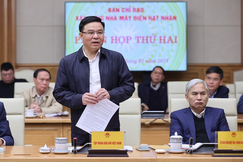 Chủ tịch PVN phát biểu tại phiên họp. (Ảnh: VGP)