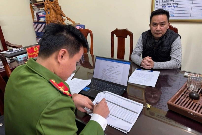 Lê Văn Huy tại cơ quan công an. Ảnh: Dân Trí