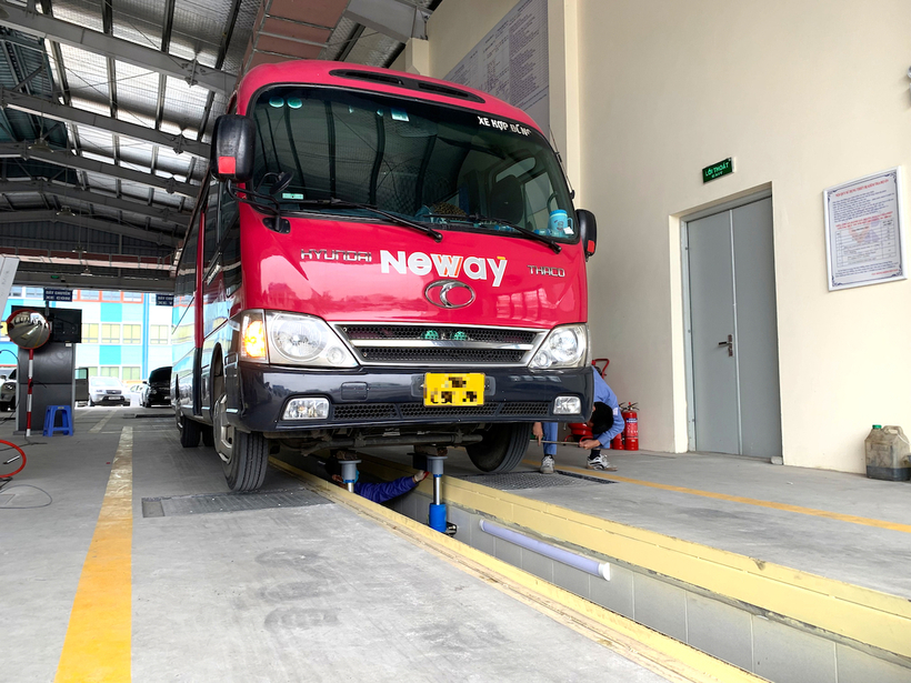 Cục Đăng kiểm kiến nghị cho phép các trung tâm đăng kiểm trên cả nước kiểm định các xe có sự sai khác giữa chứng nhận đăng ký với xe do chủ phương tiện chưa làm thủ tục đổi chứng nhận đăng ký xe
