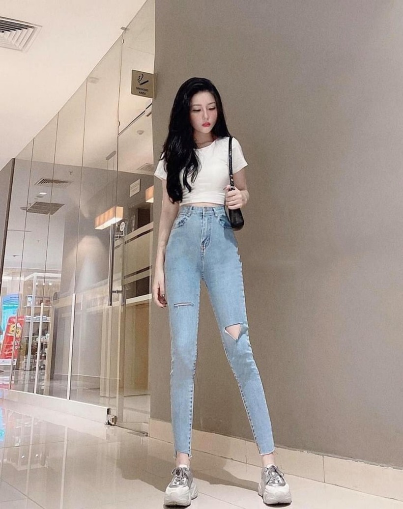 Quần jeans rách