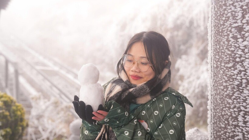 Đỉnh Fansipan được dự báo sẽ có băng tuyết vào cuối tuần này - 5