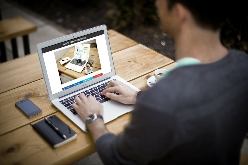 Gen Z có thể bắt đầu kinh doanh với số vốn ít ỏi, thậm chí là không cần vốn. Ảnh minh họa