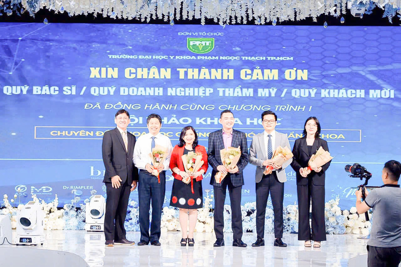 Chân dung bác sĩ Nguyễn Quốc Hưng trong ngành da liễu: Từ tâm đến tài - 4