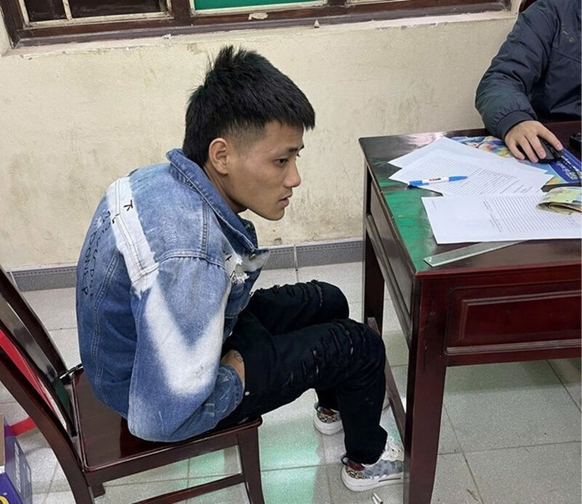 Lành Văn Kiên tại cơ quan công an. (Ảnh: Dân trí)