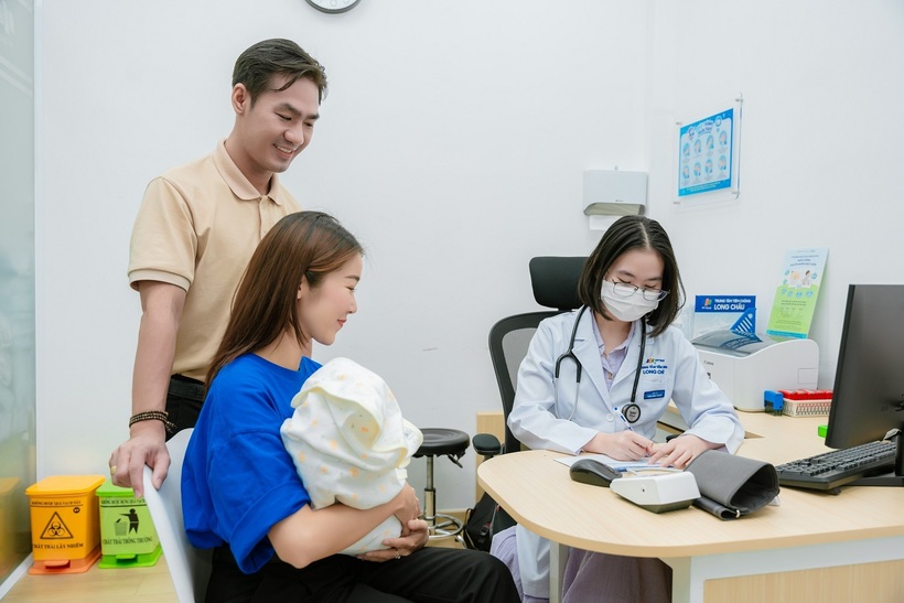 Người dân có thể chủ động phòng ngừa các biến chứng nguy hiểm của cúm mùa bằng vaccine - 3