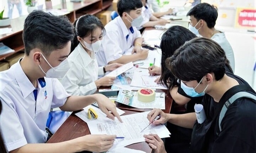 Trong bối cảnh thị trường lao động liên tục thay đổi, việc lựa chọn ngành học phù hợp trở thành yếu tố then chốt quyết định tương lai sự nghiệp của mỗi người. Ảnh minh họa