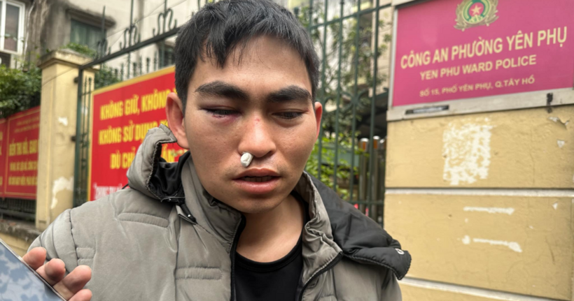 Anh Hưng sau buổi làm việc với Công an phường Yên Phụ, quận Tây Hồ.